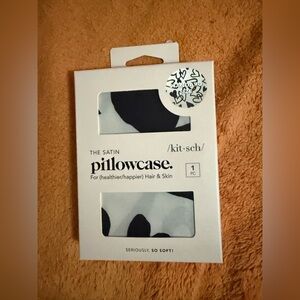 Kitsch Satin Pillowcase - White Heart Print on Cream Backing